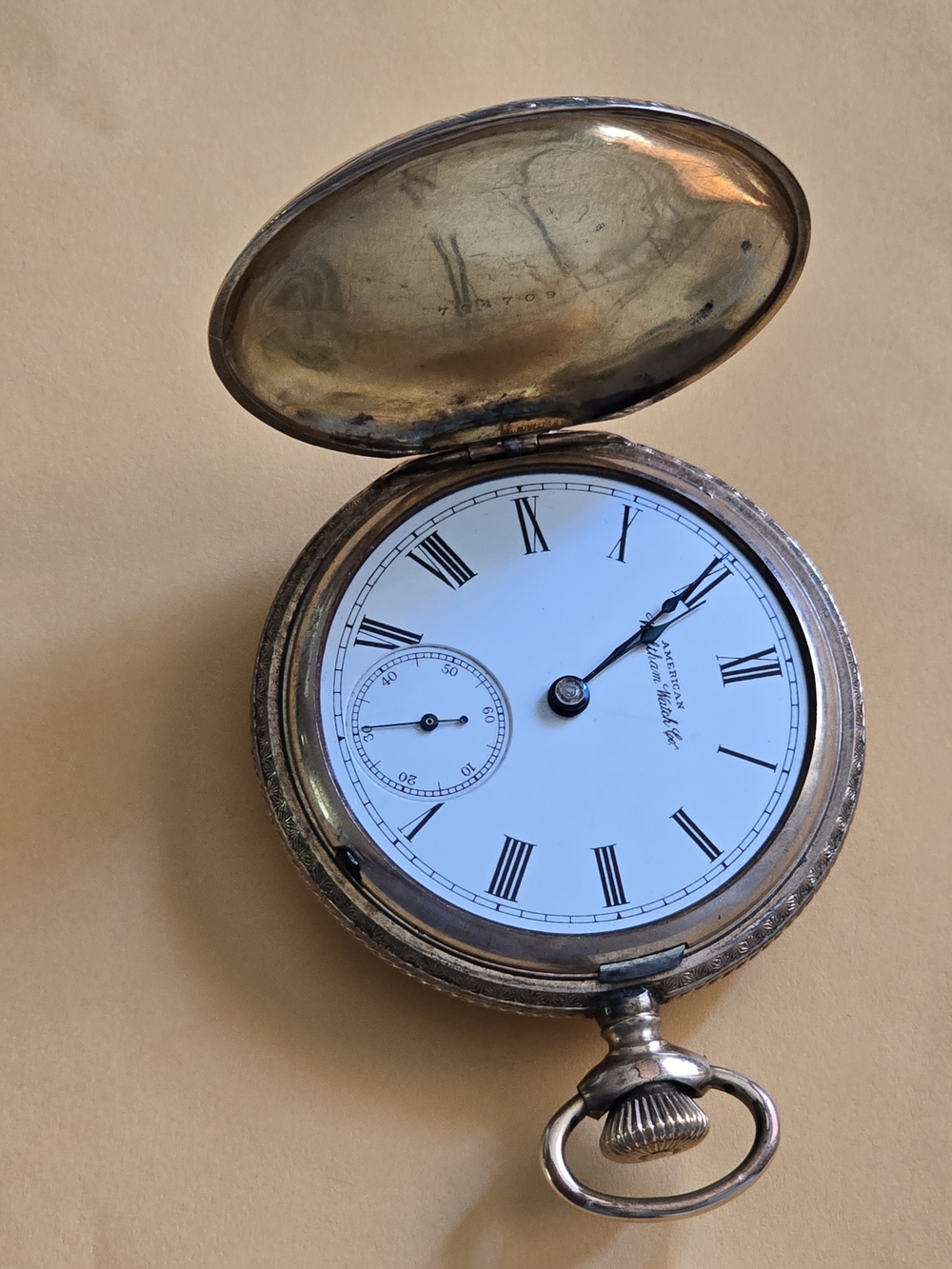 ANTIQUE AMERICAN POCET WATCH WALTHAM WATCH CO - IN A GOOD WORKING CONDITION